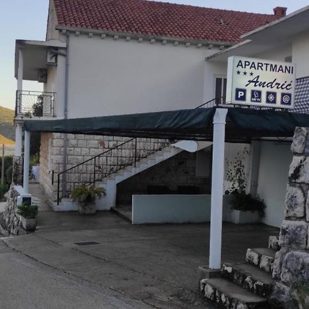 Apartmani Andric 斯拉诺 外观 照片