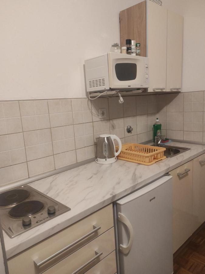 Apartmani Andric 斯拉诺 外观 照片