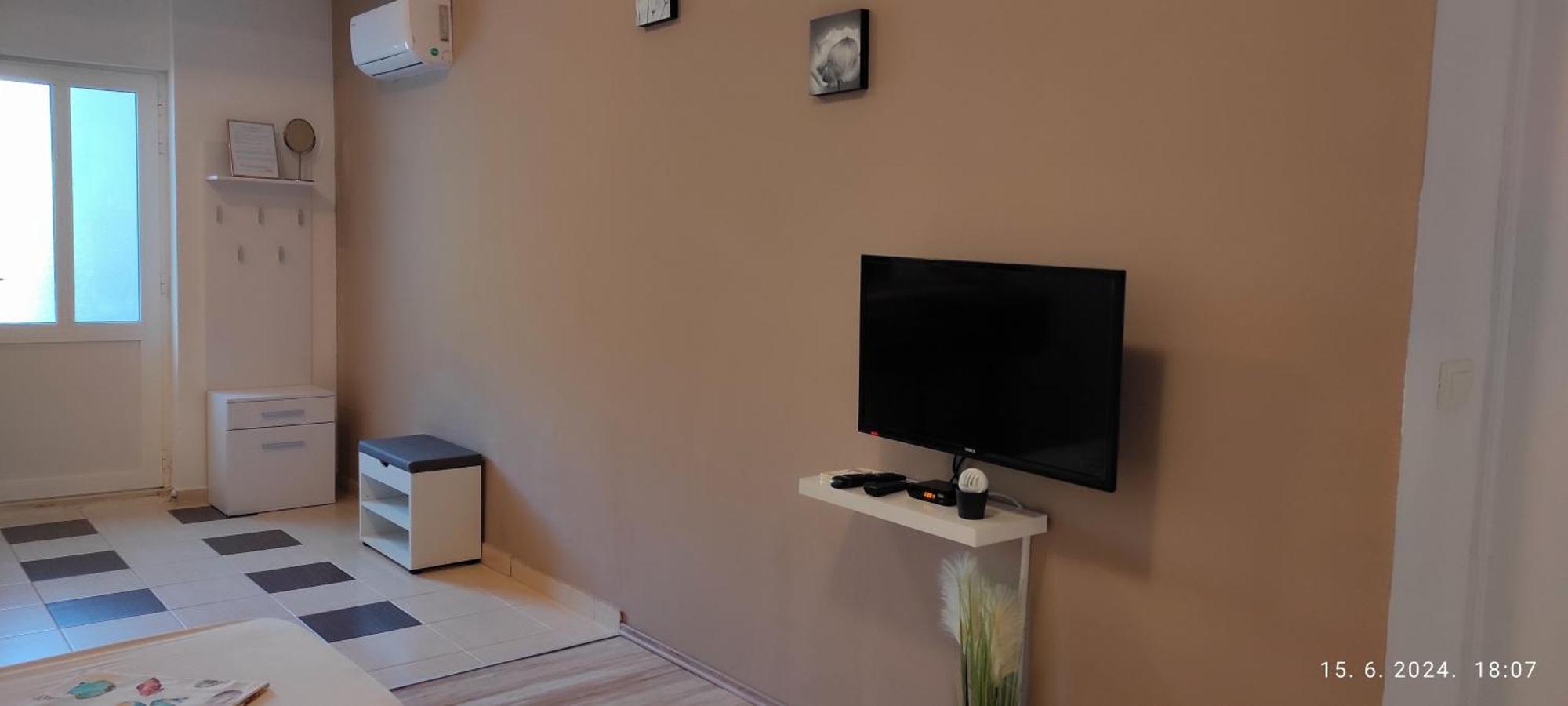 Apartmani Andric 斯拉诺 外观 照片